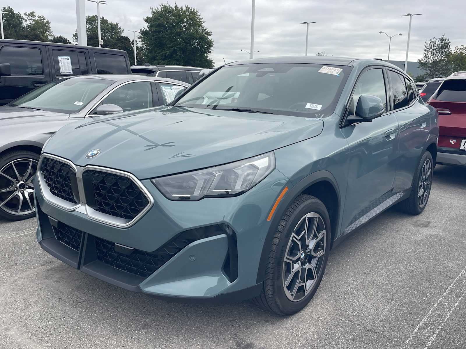 Used 2026 BMW X2 xDrive28i AWD/4WD image 3