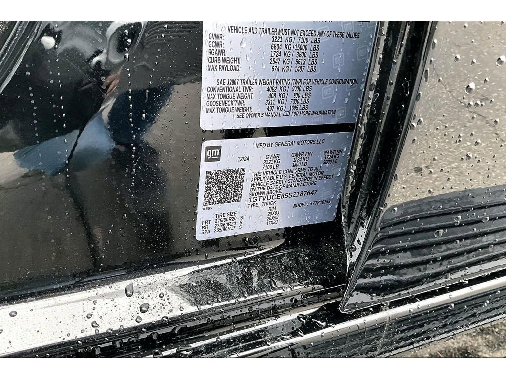 New 2025 GMC Sierra 1500 Elevation image 8