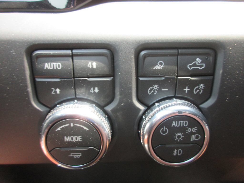 New 2026 GMC Sierra 1500 Denali Ultimate AWD/4WD image 17