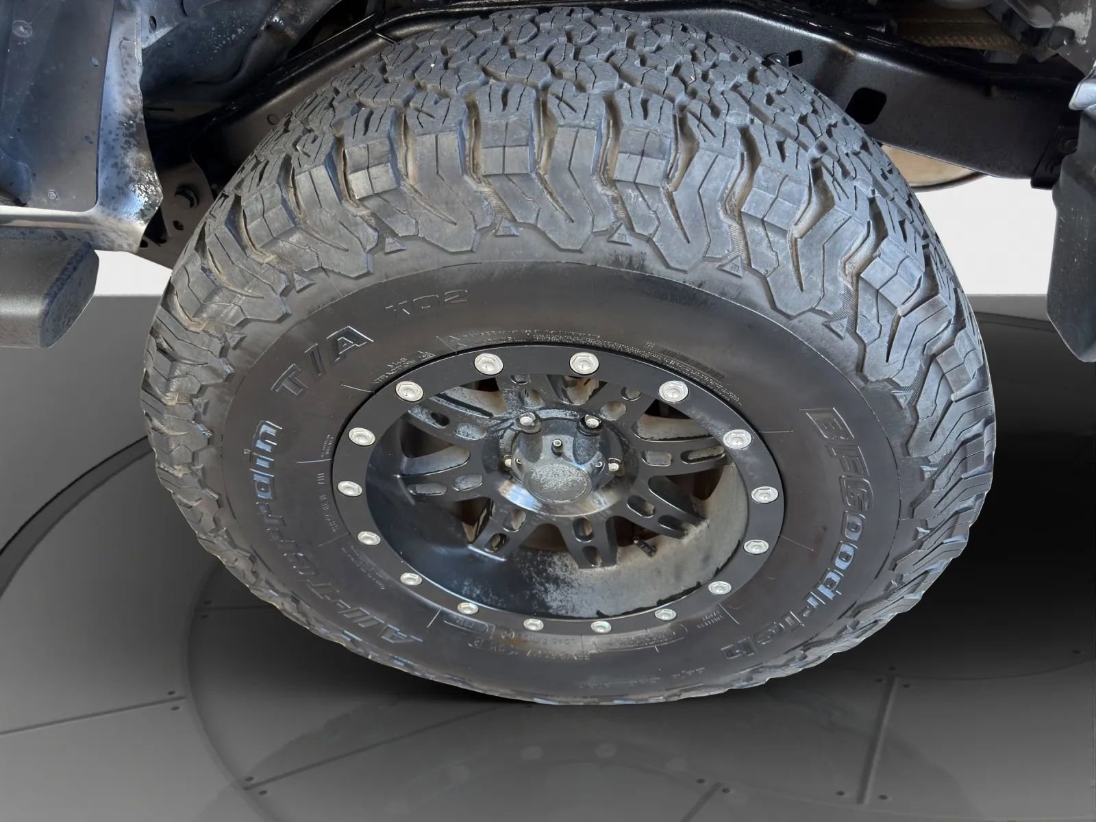 Used 2014 Jeep Wrangler Unlimited Sahara w/ Connectivity Group AWD/4WD image 24