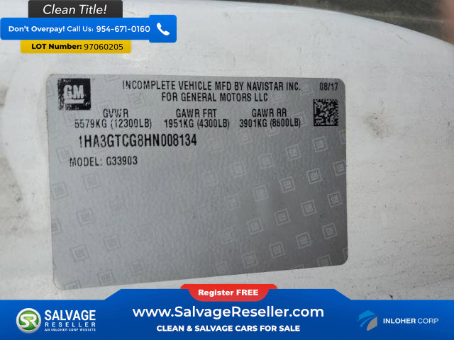 Used 2017 Chevrolet Express 3500 Extended image 17