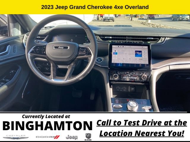 New 2023 Jeep Grand Cherokee Overland AWD/4WD image 19