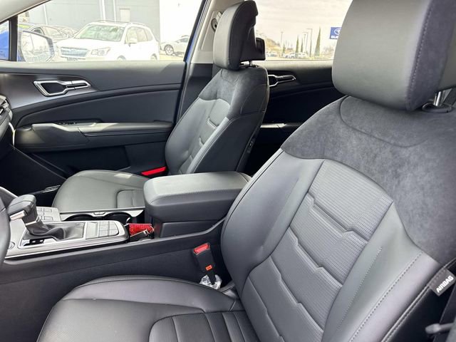 New 2026 Kia Sportage SX FWD image 13