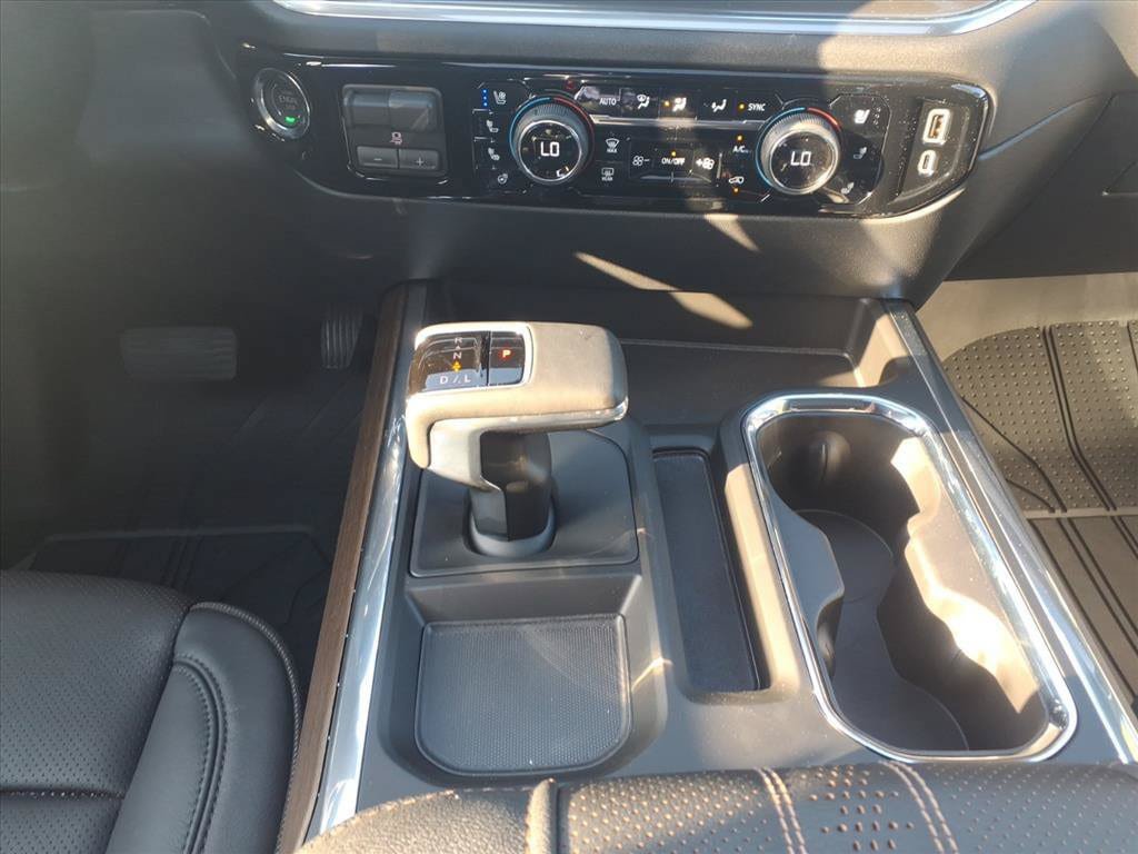 New 2026 Chevrolet Silverado 1500 High Country RWD image 22