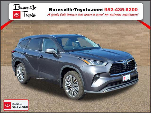 Certified 2022 Toyota Highlander Platinum