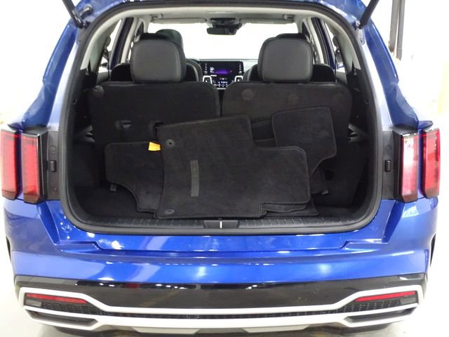 Used 2022 Kia Sorento EX w/ Panoramic Sunroof Package image 17
