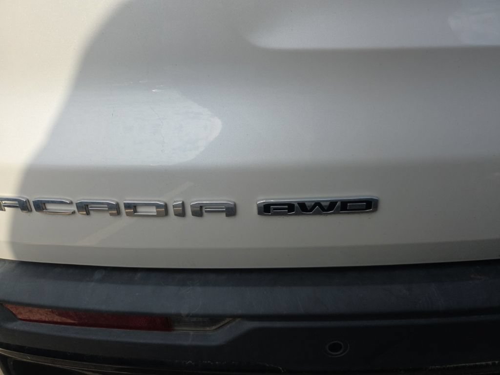 Used 2025 GMC Acadia AT4 AWD/4WD image 8