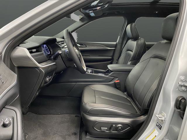 New 2025 Jeep Grand Cherokee L Limited w/ Trailer Tow Package image 4