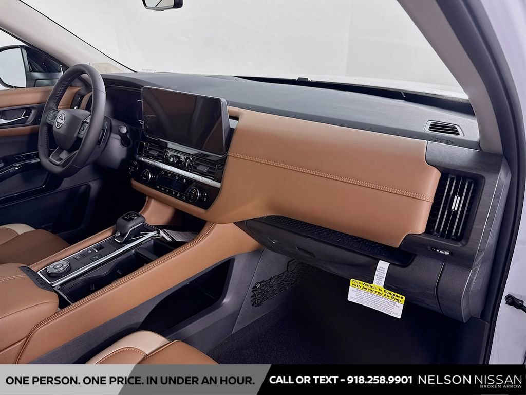 New 2026 Nissan Pathfinder Platinum image 31