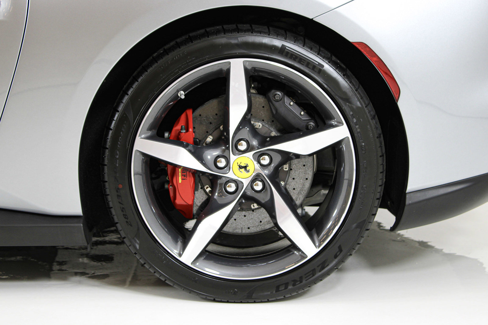 Certified 2023 Ferrari Portofino M RWD image 22