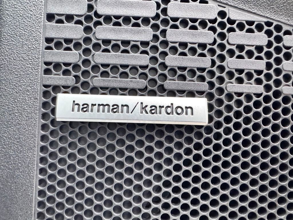 Used 2024 Subaru Solterra Touring image 29