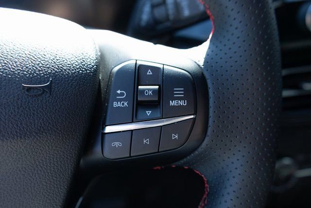 Used 2025 Ford Escape ST-Line image 15