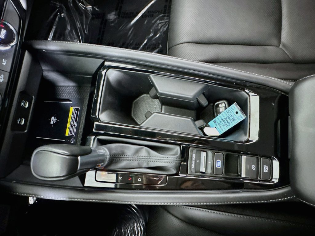 Used 2025 Honda Accord Touring image 24