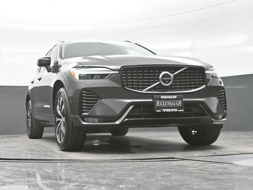 Used 2025 Volvo XC60 B5 Plus AWD/4WD image 20
