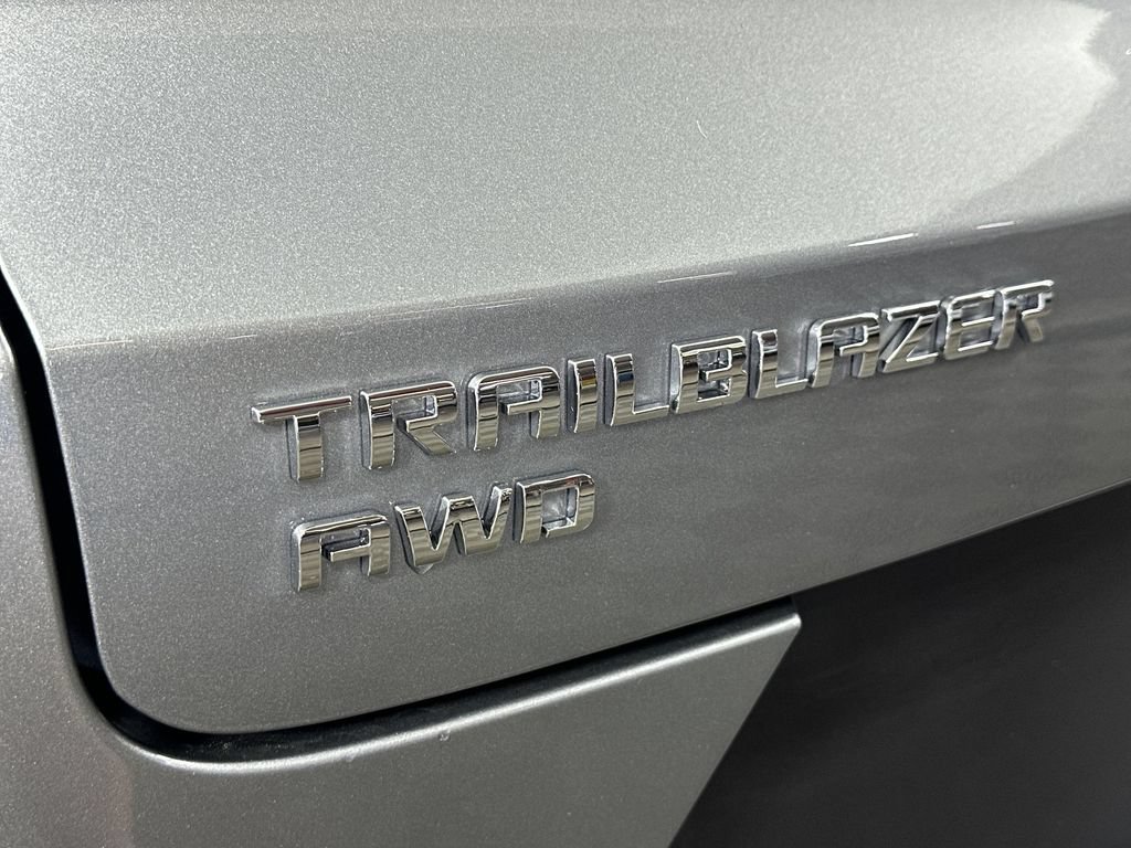New 2026 Chevrolet TrailBlazer LT w/ Convenience Package AWD/4WD image 31