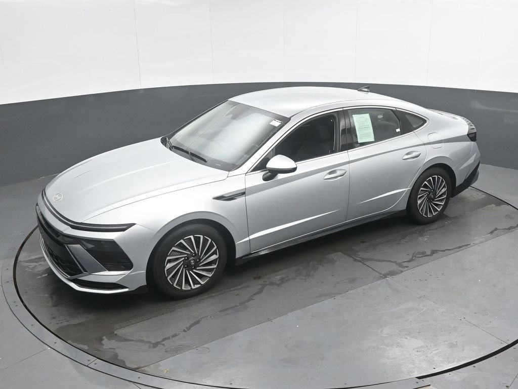 Certified 2025 Hyundai Sonata SEL image 32