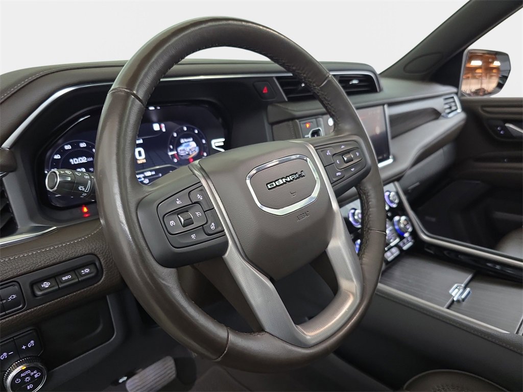 Used 2022 GMC Yukon XL Denali image 20
