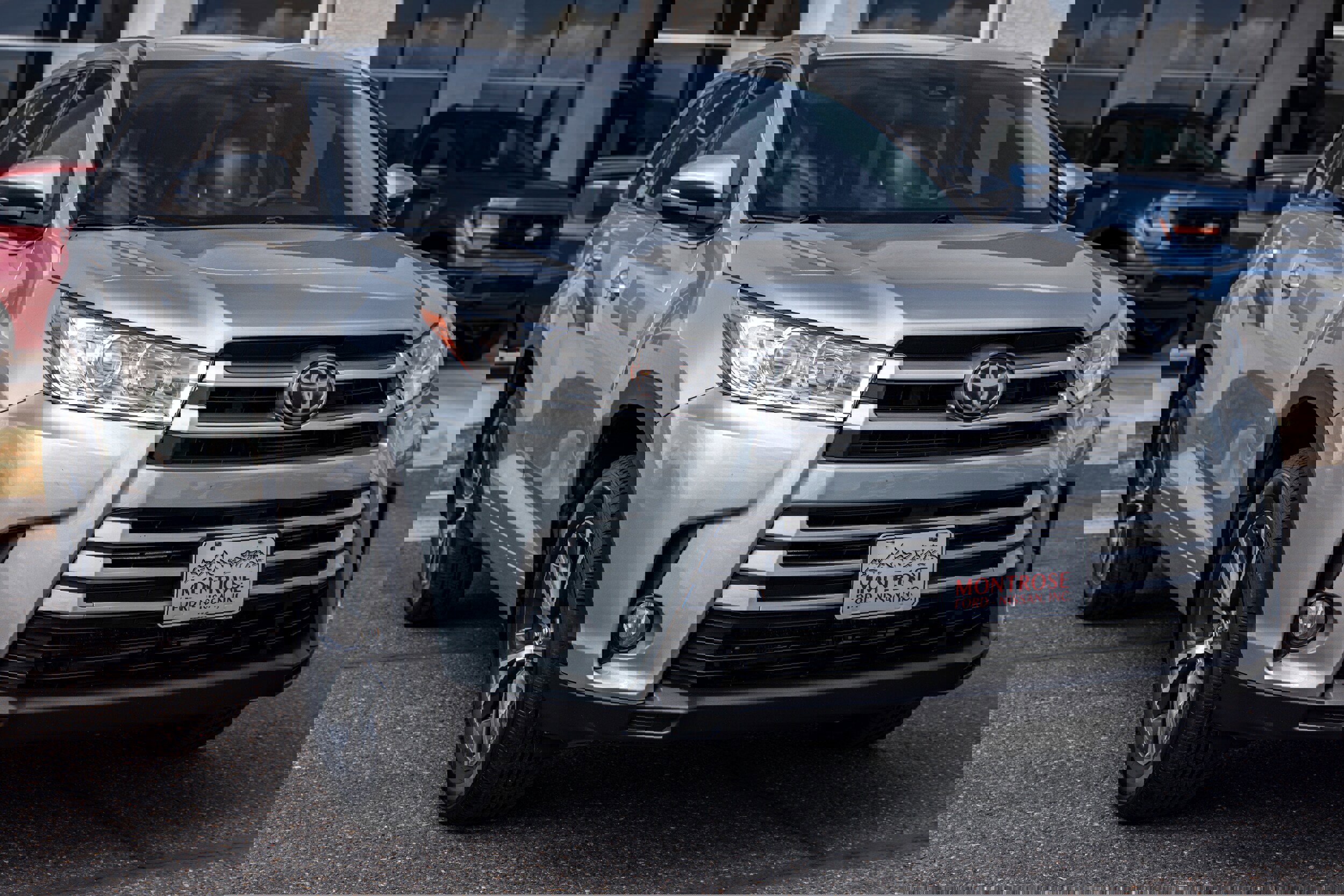 Used 2017 Toyota Highlander Plus w/ Carpet Mat Package image 3