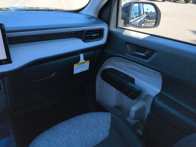New 2026 Ford Maverick XLT w/ XLT Luxury Package FWD image 17