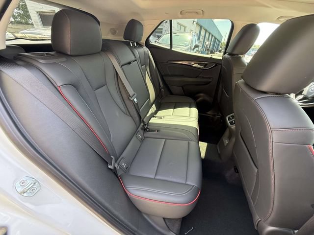 Used 2023 Buick Envision Essence w/ Sport Touring Package AWD/4WD image 10