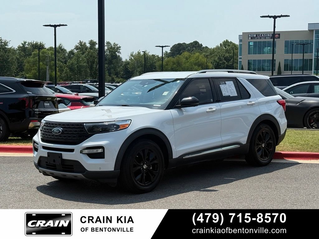 Used 2021 Ford Explorer Limited w/ Equipment Group 301A RWD image 3