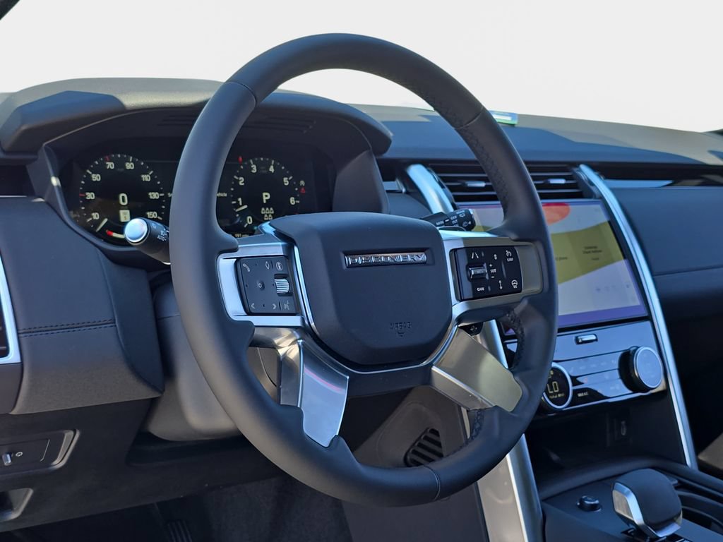 New 2026 Land Rover Discovery S AWD/4WD image 18