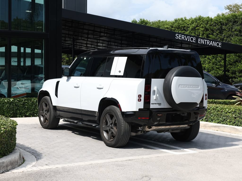 Used 2023 Land Rover Defender 110 X-Dynamic SE AWD/4WD image 5