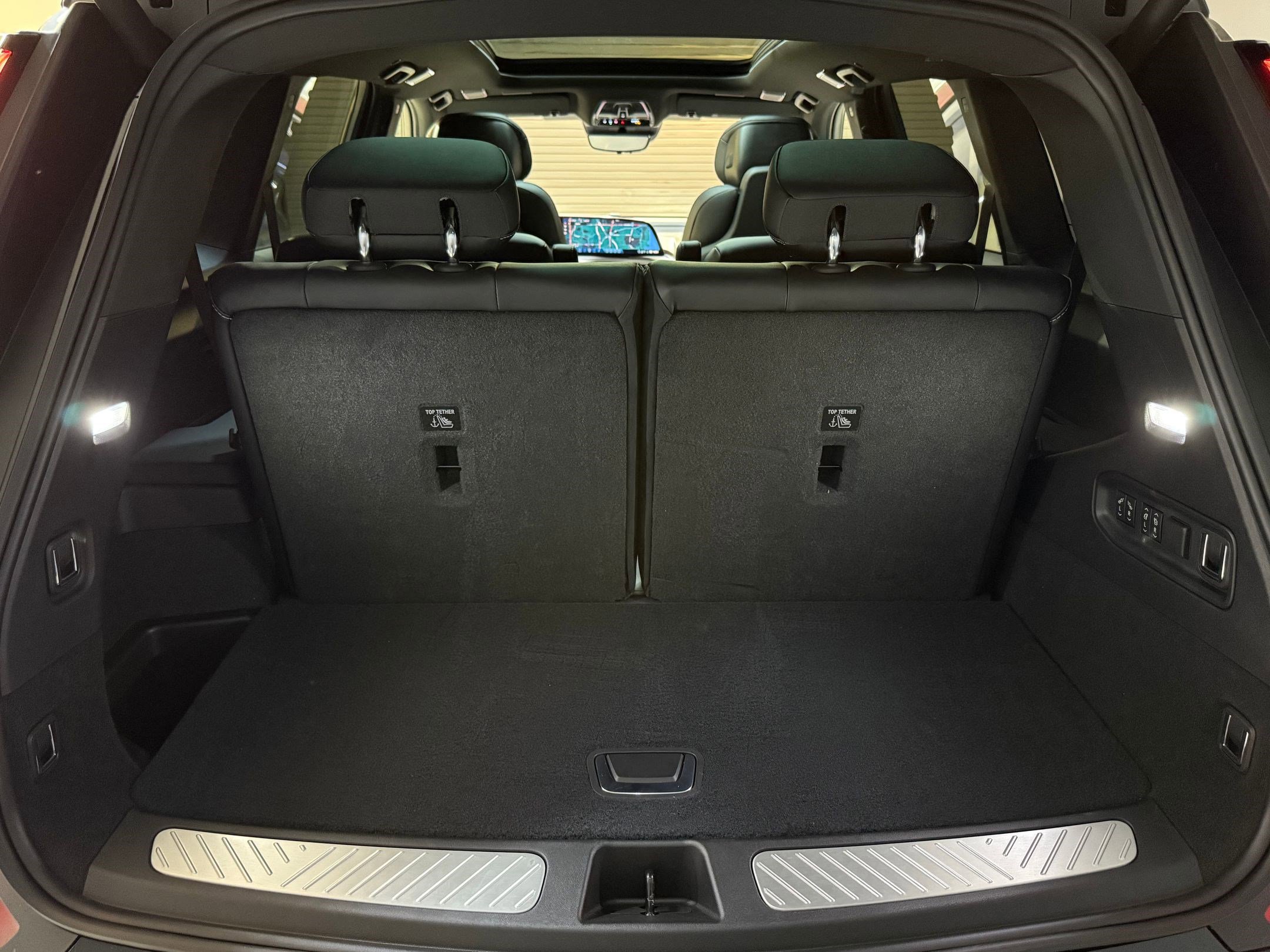 New 2026 Cadillac Vistiq Luxury w/ LPO, Floor Liner Package image 47