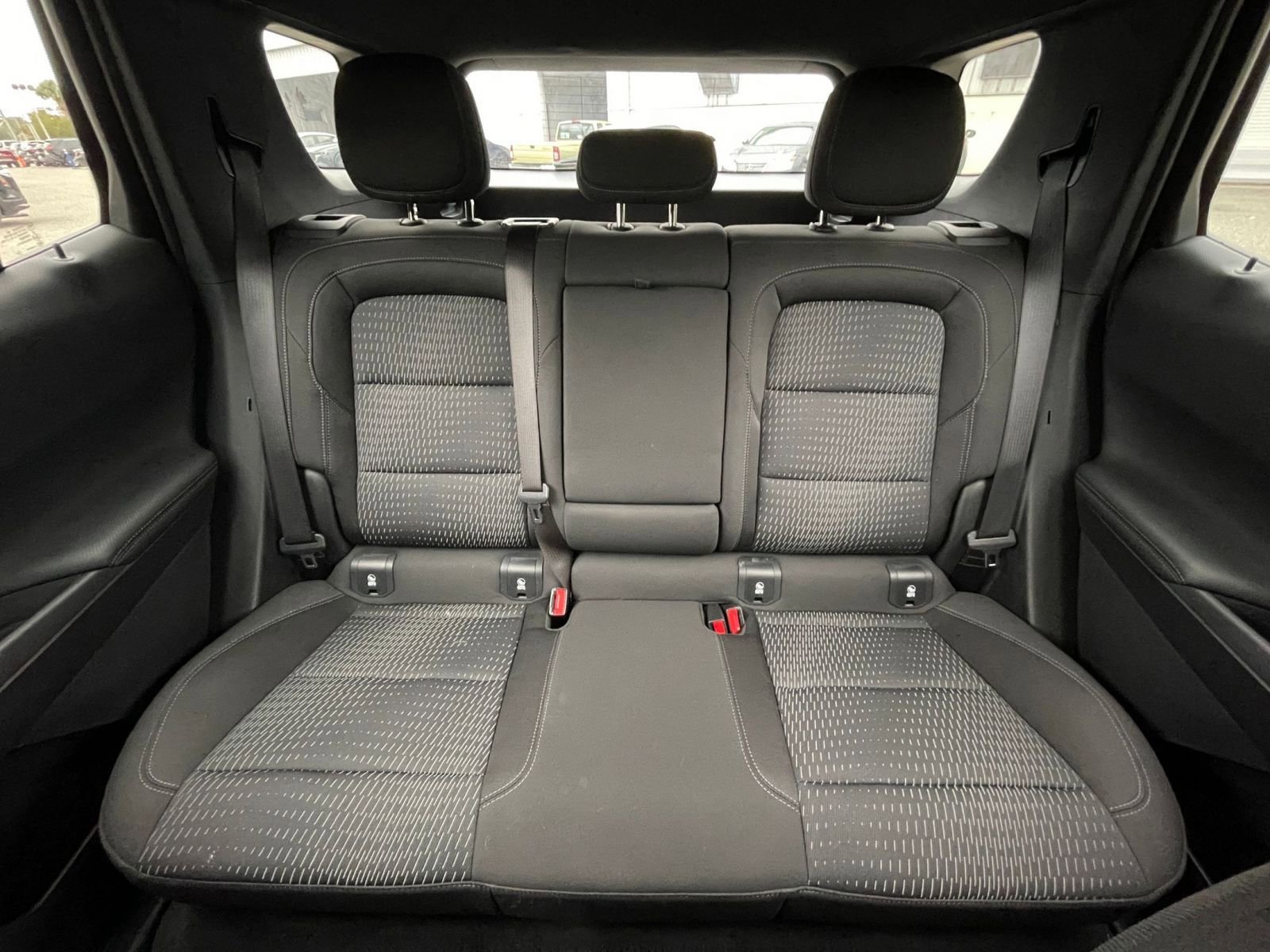 Used 2025 Chevrolet Equinox LT image 37