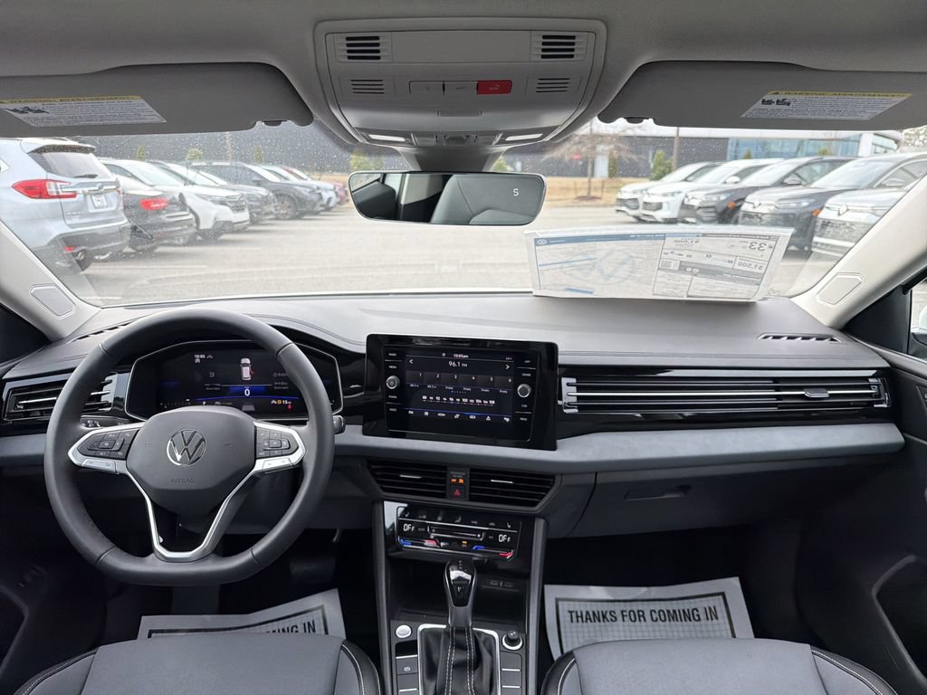 New 2026 Volkswagen Jetta SE FWD image 21