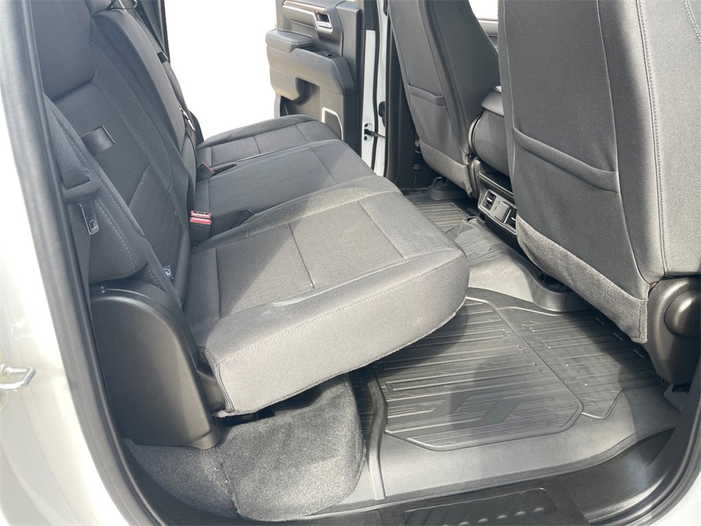 New 2026 GMC Sierra 1500 Elevation w/ LPO, Elevation Black Package image 19