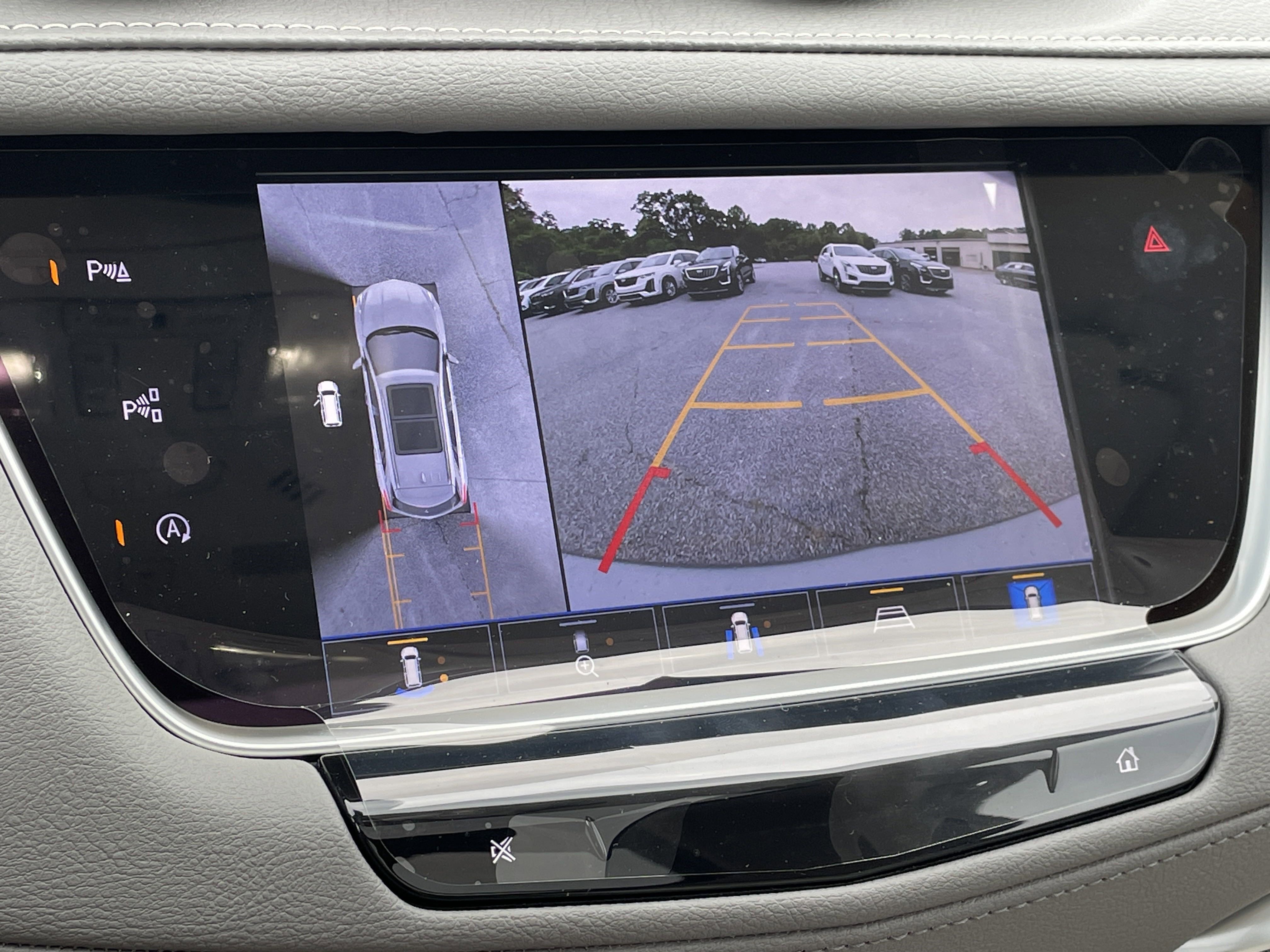 New 2025 Cadillac XT5 Premium Luxury w/ Technology Package FWD image 24