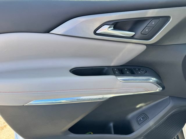 Certified 2026 Chevrolet Traverse LT w/ Driver Confidence Package FWD image 16