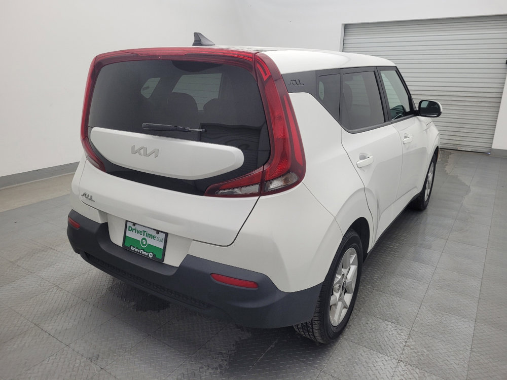 Used 2022 Kia Soul LX w/ Technology Package image 9