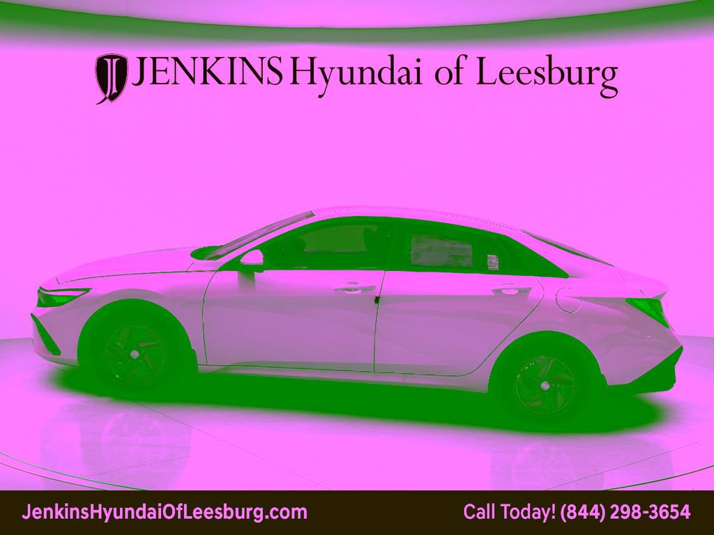 New 2026 Hyundai Elantra SE FWD image 9