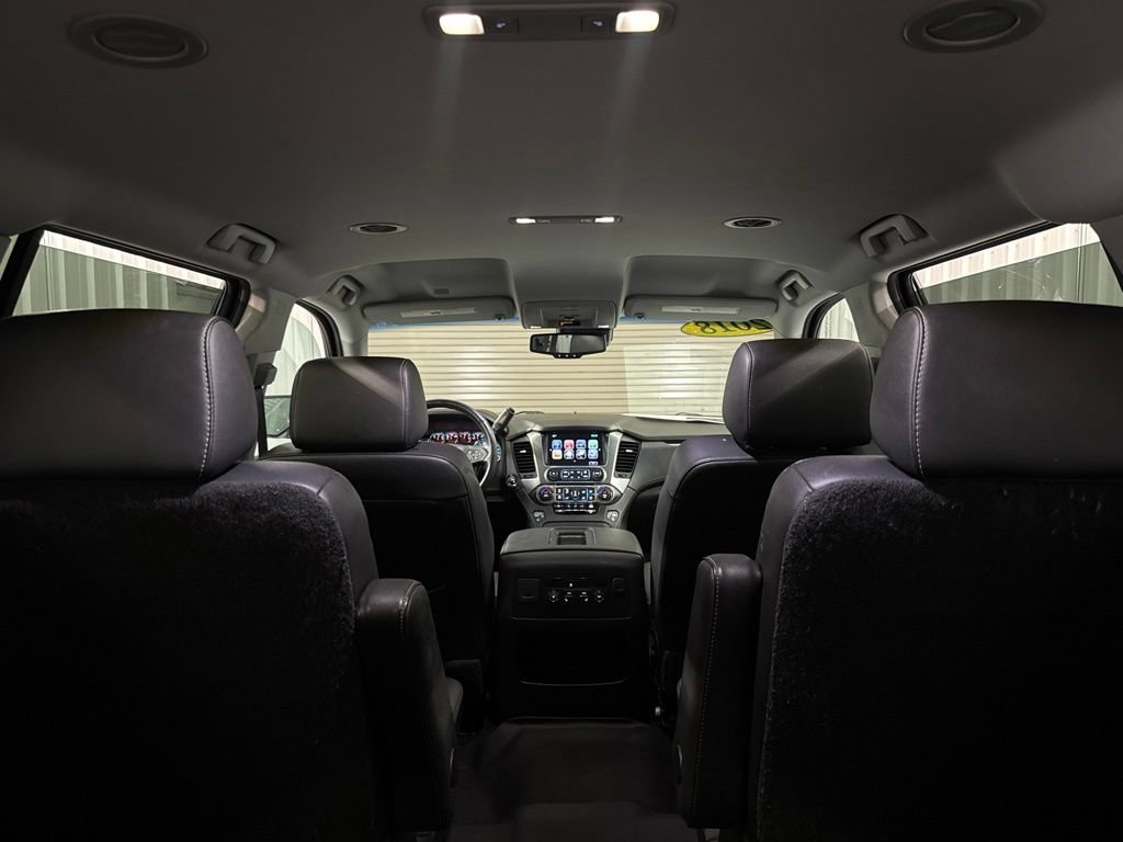 Used 2018 Chevrolet Suburban Premier AWD/4WD image 31