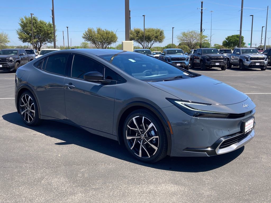 New 2026 Toyota Prius XSE image 3