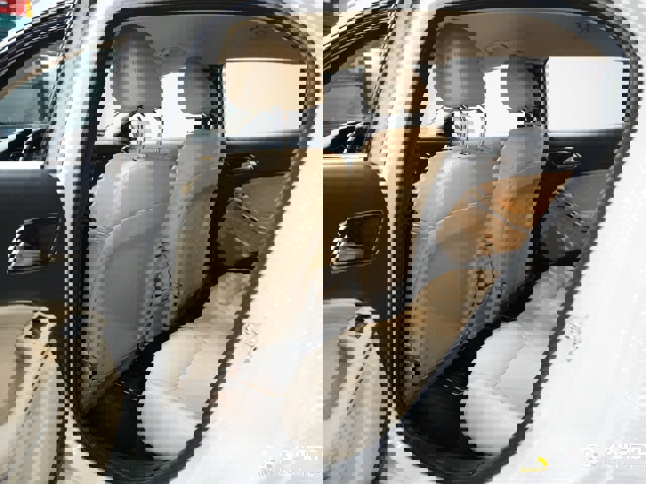 Used 2015 Mercedes-Benz GLA 250 4MATIC image 27