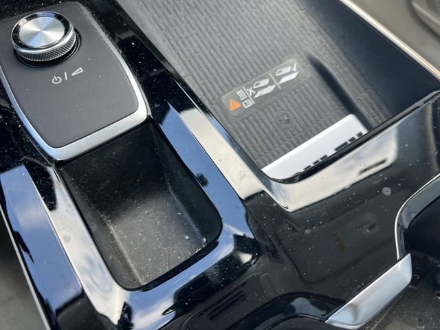 Used 2025 Buick Enclave Avenir image 28