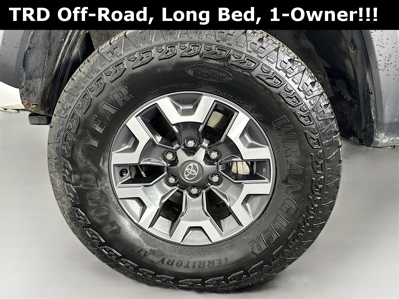 Used 2023 Toyota Tacoma TRD Off-Road image 29