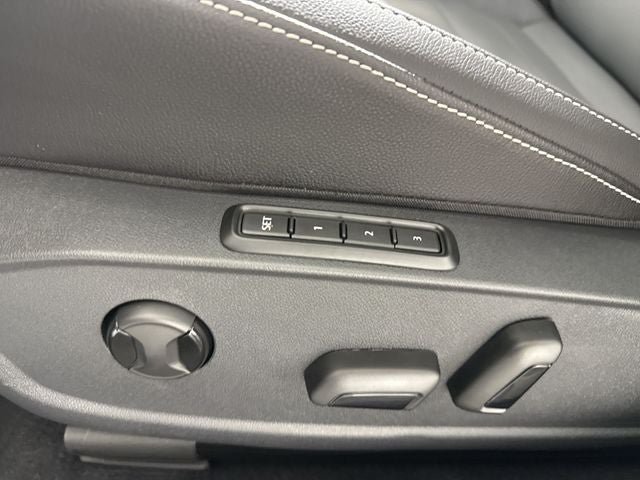 New 2026 Volkswagen Jetta SEL FWD image 16