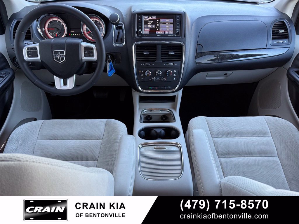 Used 2014 Dodge Grand Caravan SXT w/ UConnect Hands-Free Group FWD image 27