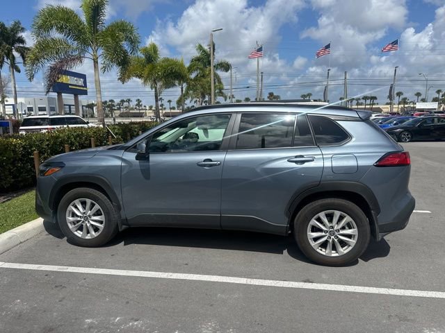 Used 2024 Toyota Corolla Cross LE image 5