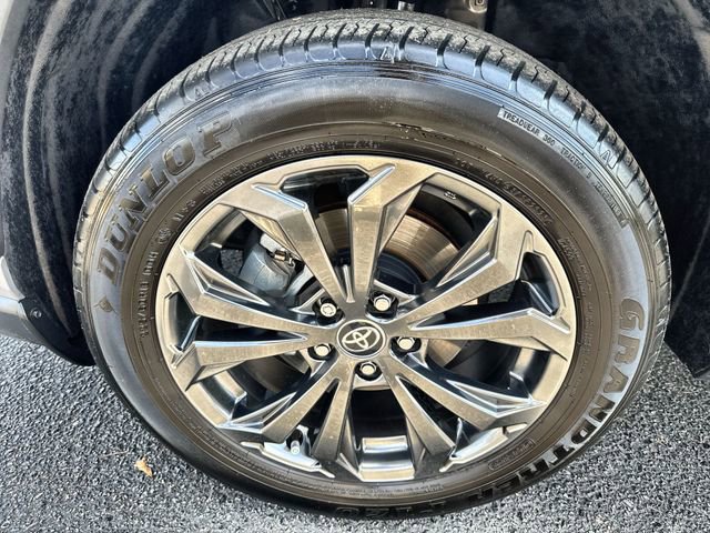 Used 2023 Toyota RAV4 Limited image 19