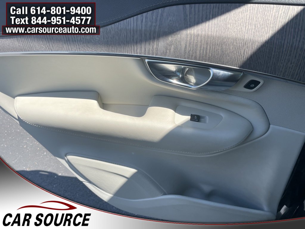 Used 2022 Volvo XC90 T8 Inscription w/ Lounge Package image 14