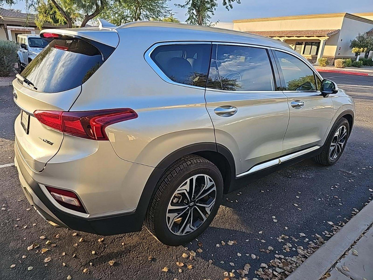 Used 2019 Hyundai Santa Fe AWD image 3