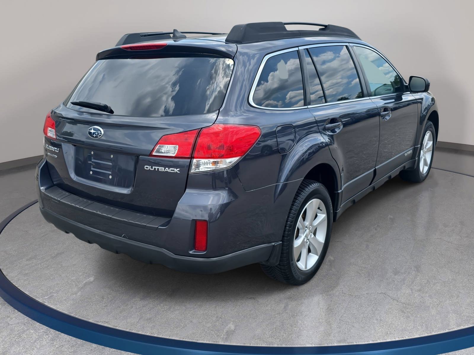 Used 2013 Subaru Outback 2.5i Limited w/ Popular Pkg 3 AWD/4WD image 5