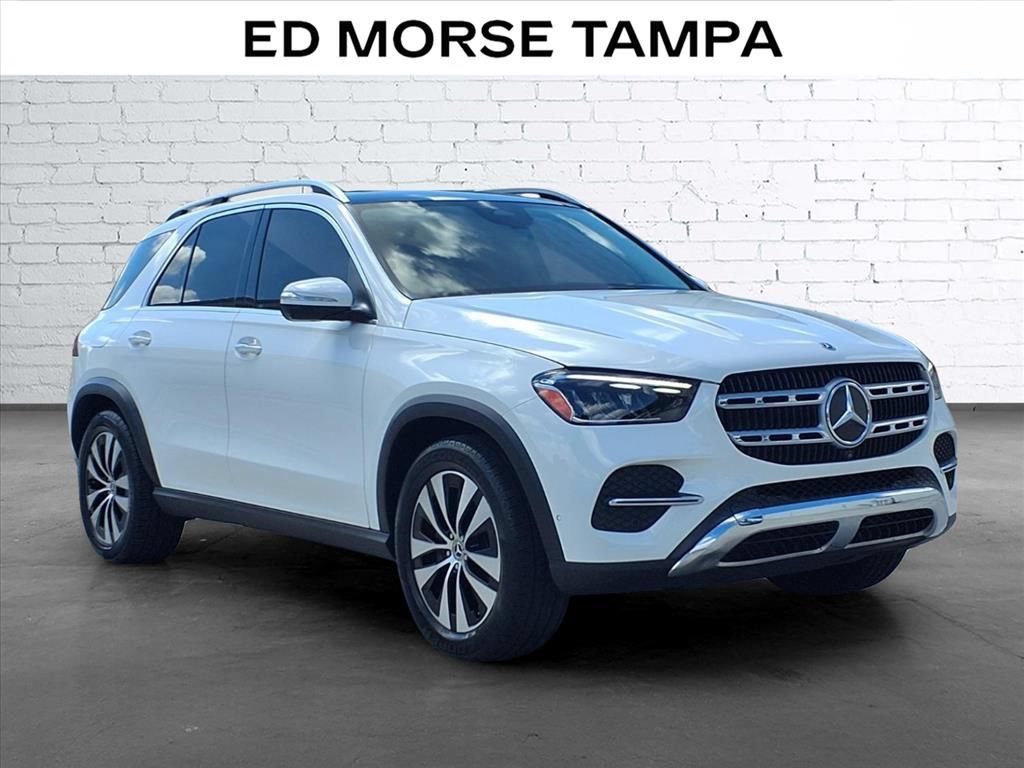 Used 2025 Mercedes-Benz GLE 350 4MATIC w/ Winter Package image 5