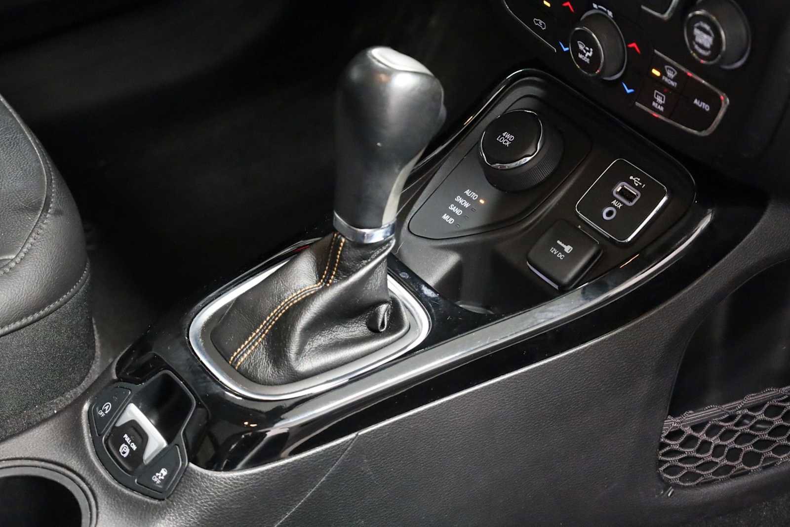 Used 2019 Jeep Compass Limited w/ Safety & Security Group AWD/4WD image 20