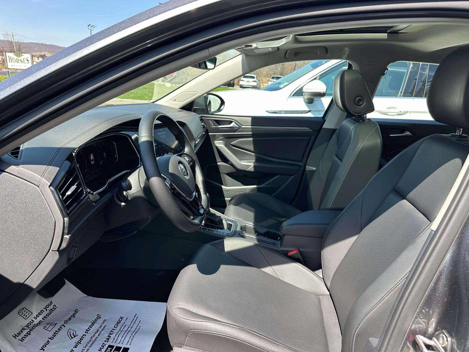 Used 2019 Volkswagen Jetta SEL image 16